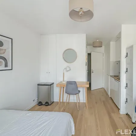 Flexliving - - Versailles Apartment