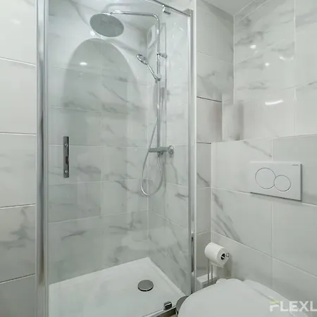 Immeuble Versailles Apartment *